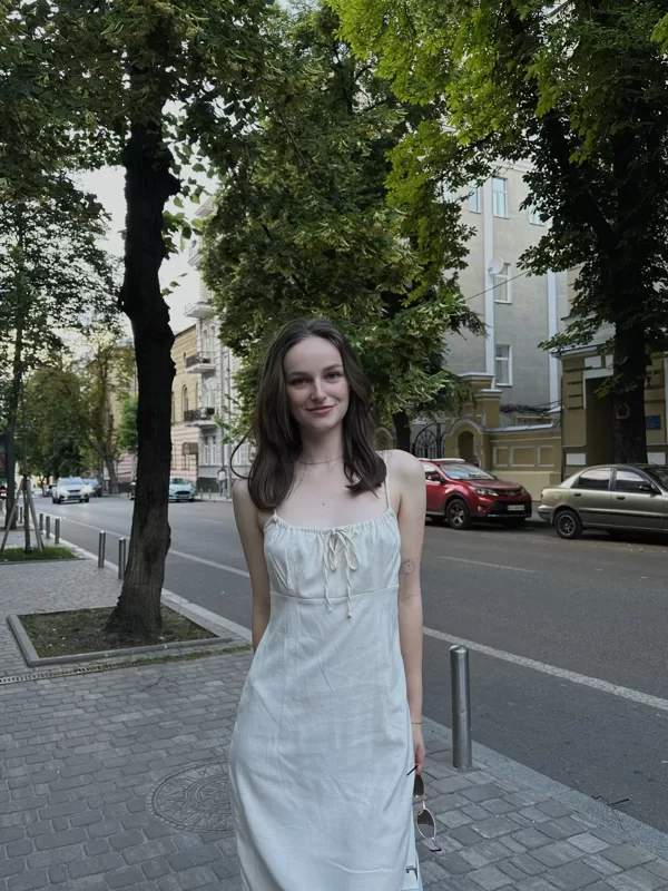 Поліна ДЕРЕН журналістка